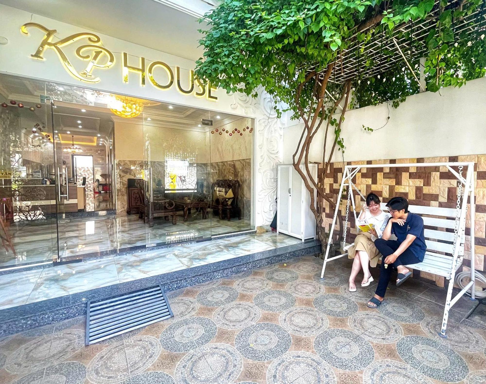 Отель Joi Hospitality - Kp House Вунгтау Экстерьер фото